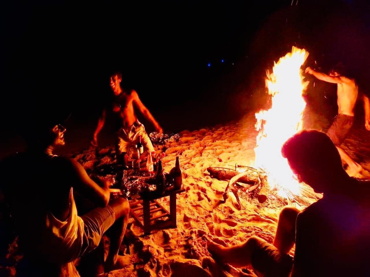 Amour Surf Tangalle Eksteriør bilde